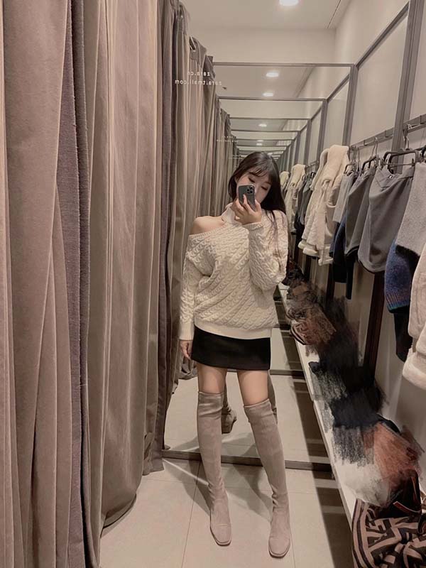 曼谷外围女大学生