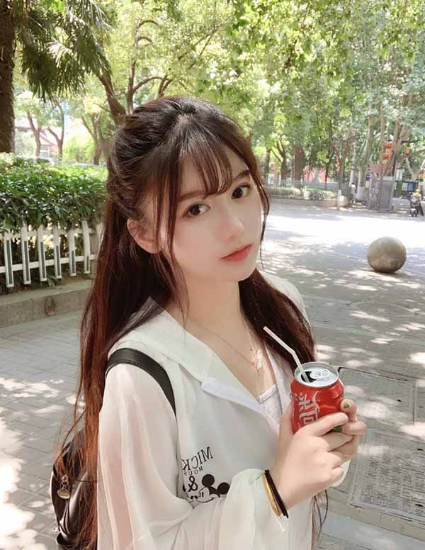 曼谷伴游模特预约