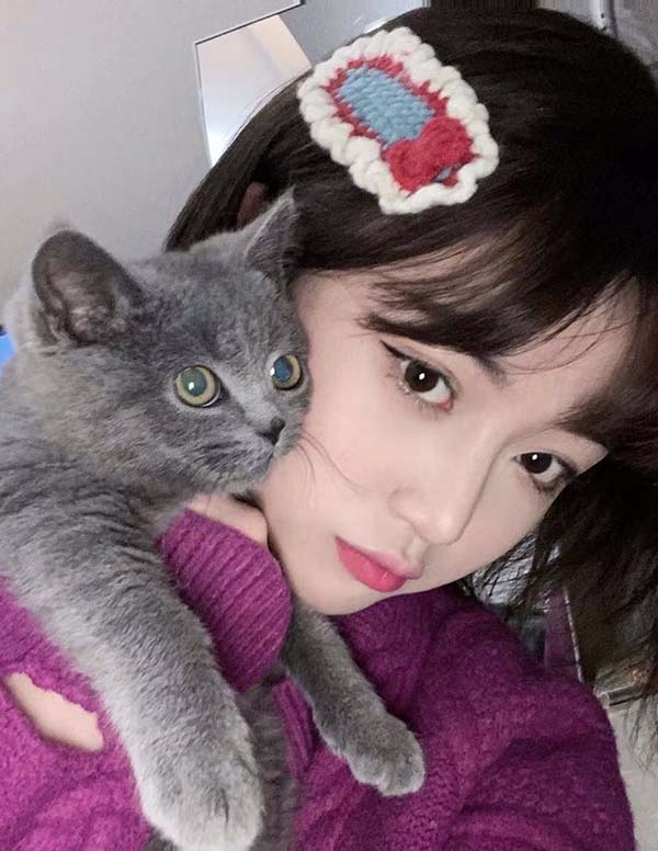 伦敦外围女经纪人